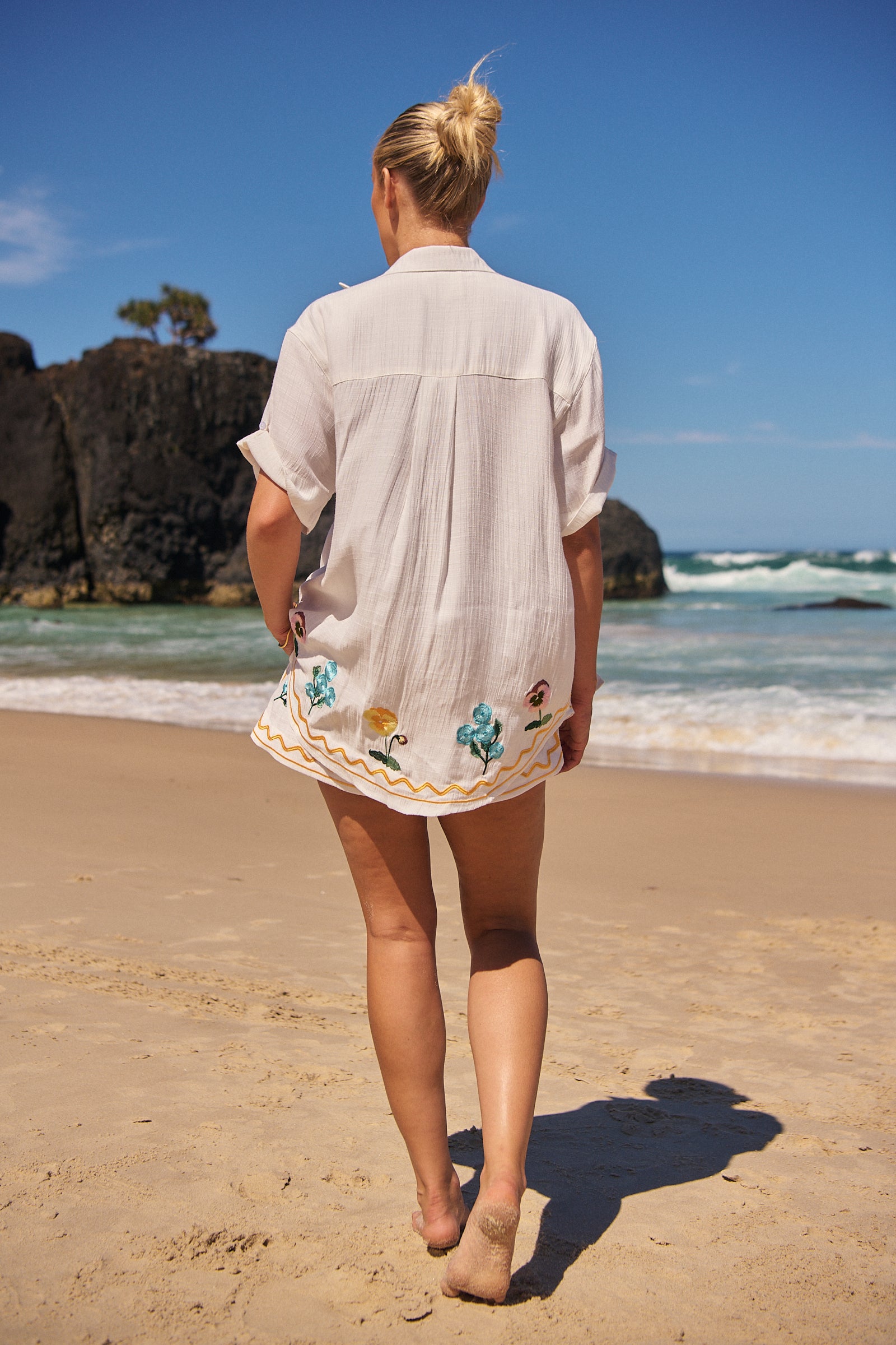CHARLIE SHORTS - ETHEREA EMBROIDERED