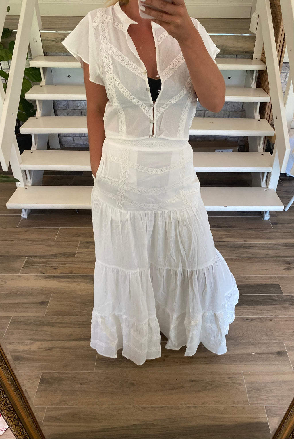 Jaase Sweet Pea White Embroidery Alana Top